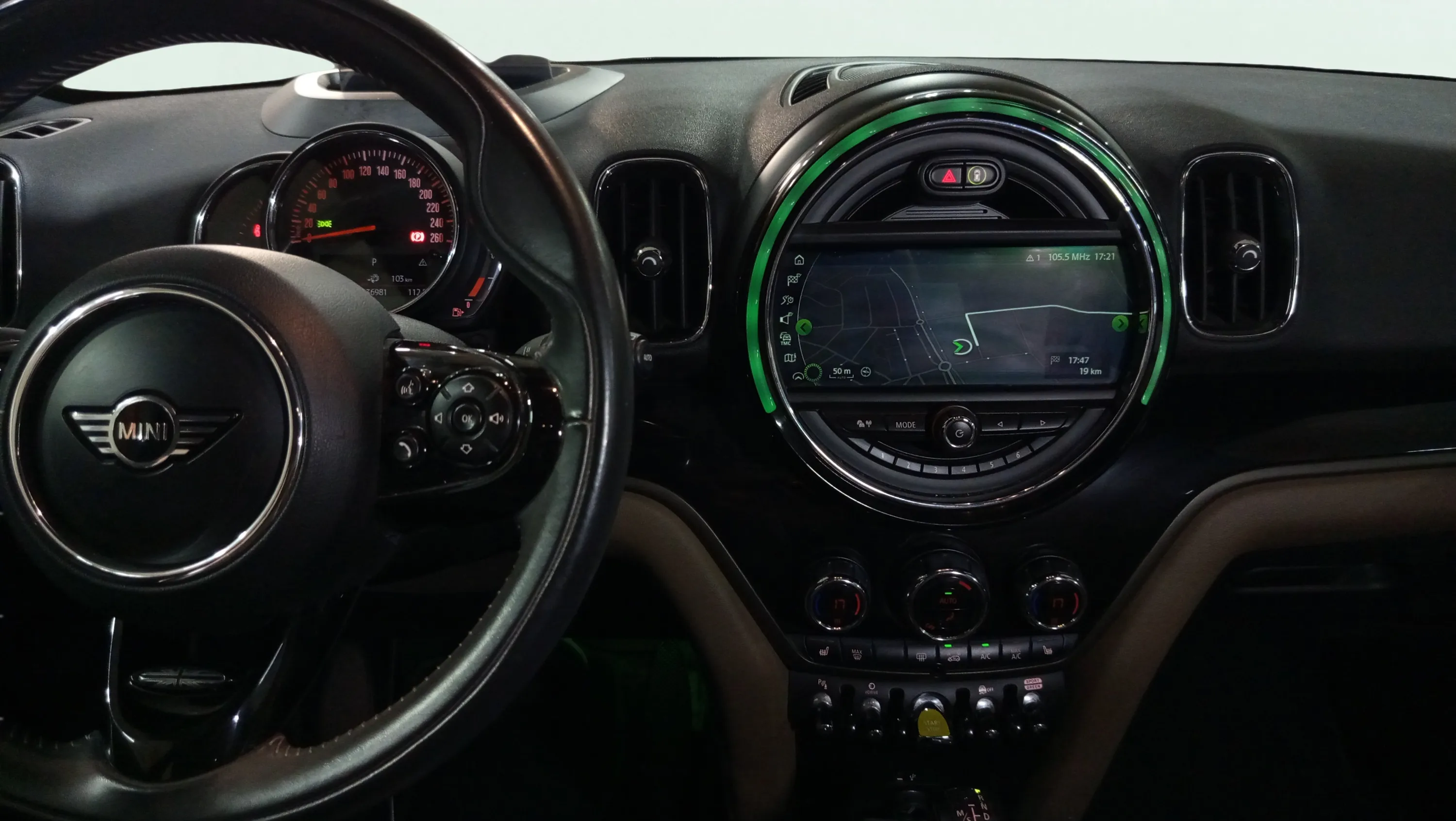 MINI Countryman Cooper S E ALL4 - foto 12
