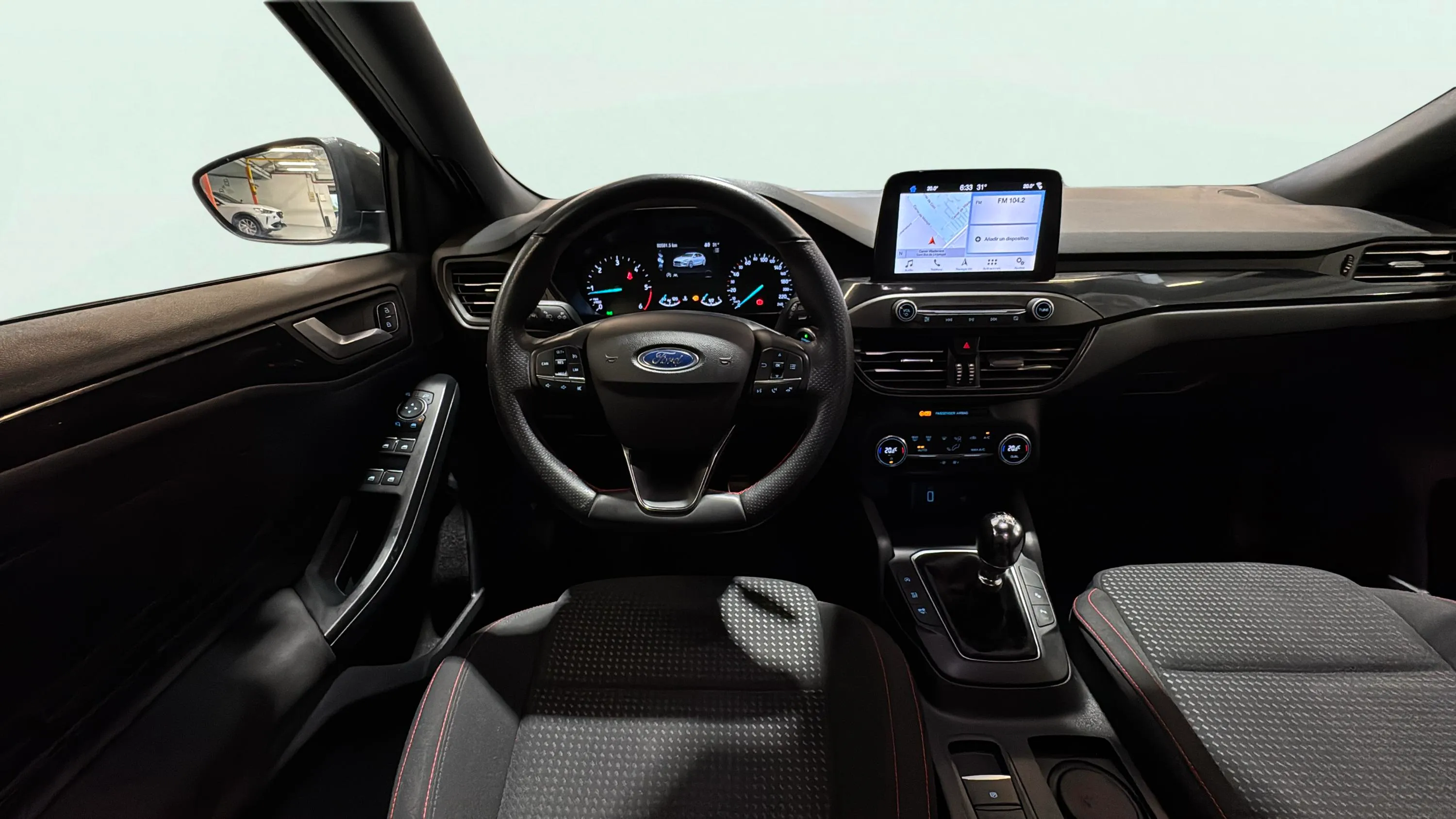Ford Focus 1.5 EcoBlue ST-Line - foto 11