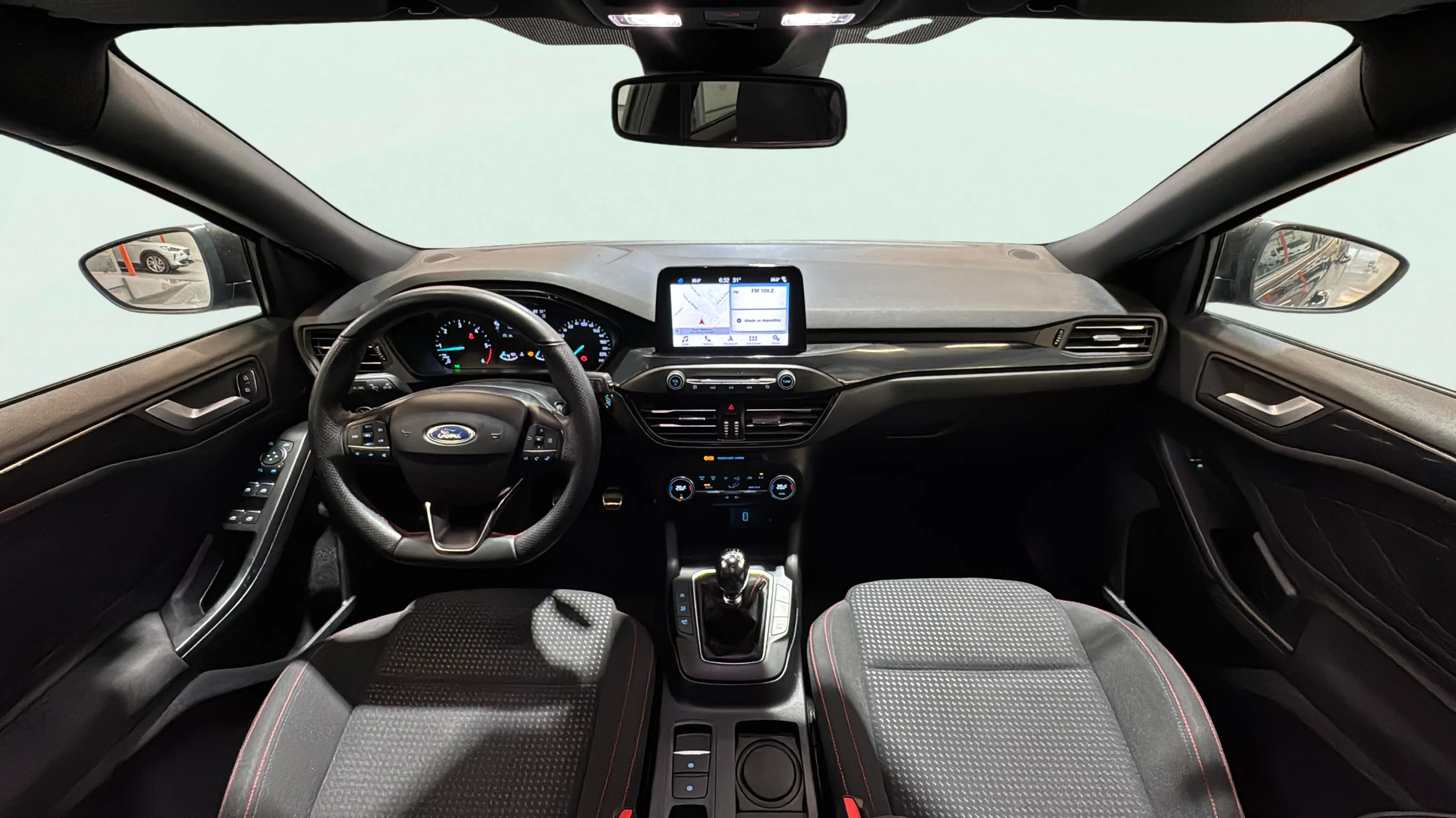 Ford Focus 1.5 EcoBlue ST-Line - foto 9