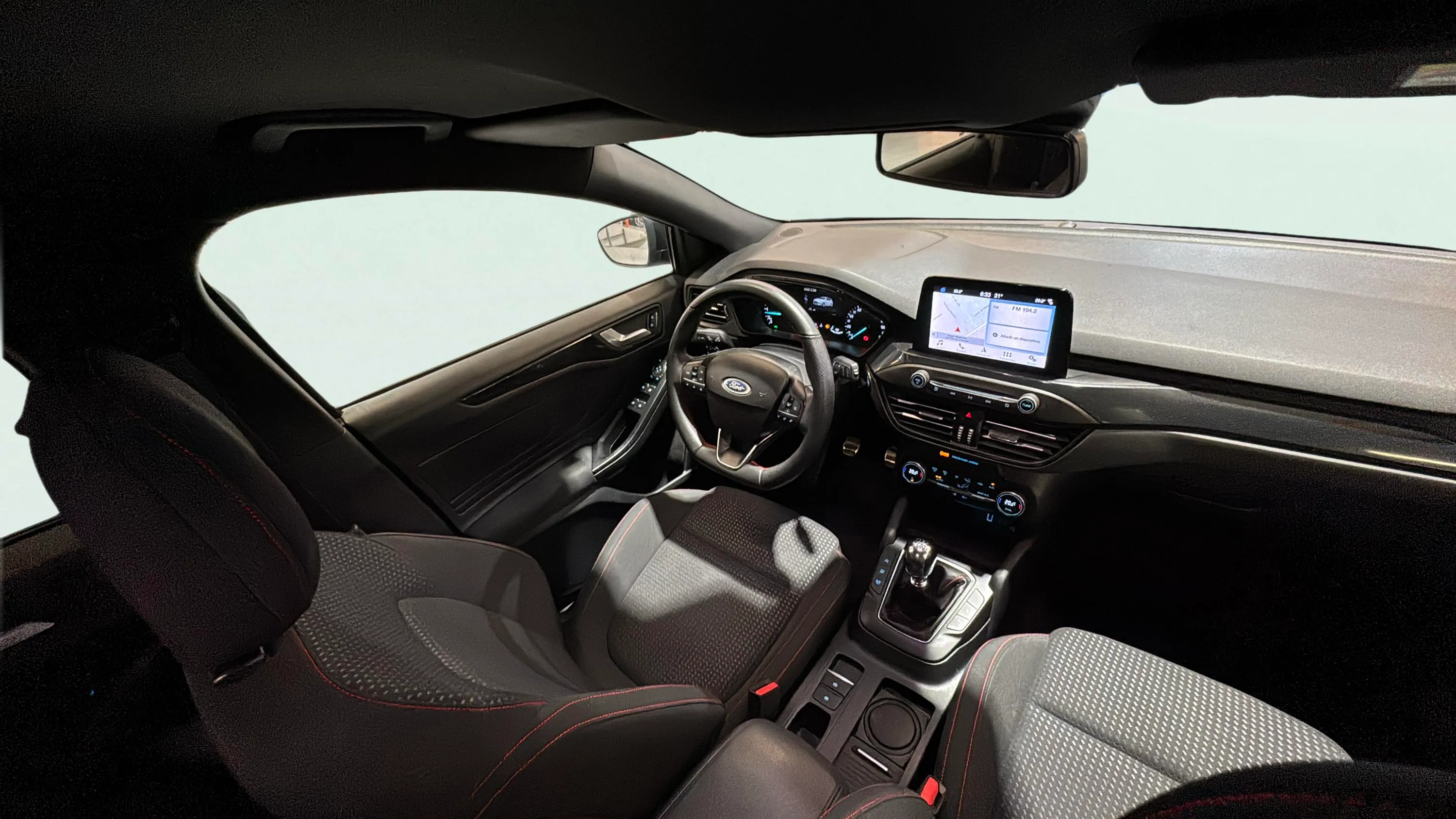 Ford Focus 1.5 EcoBlue ST-Line - foto 12