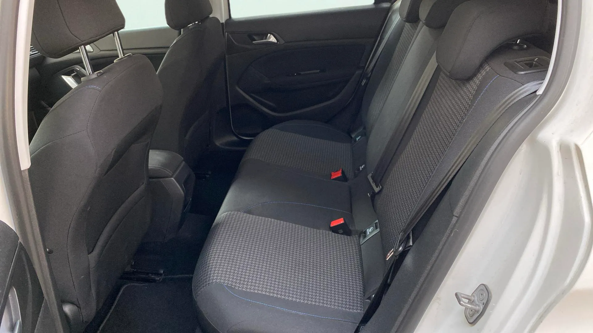 Peugeot 308 Style 1.2 PureTech - foto 17