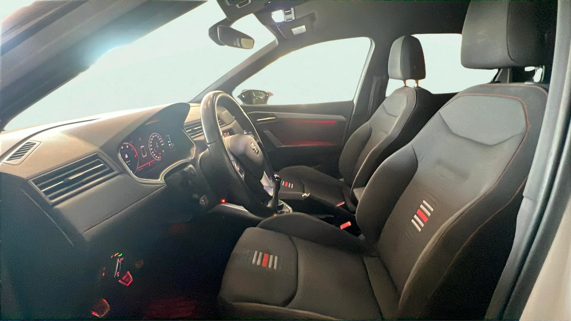 SEAT Arona 1.0 TSI FR Ecomotive - foto 6