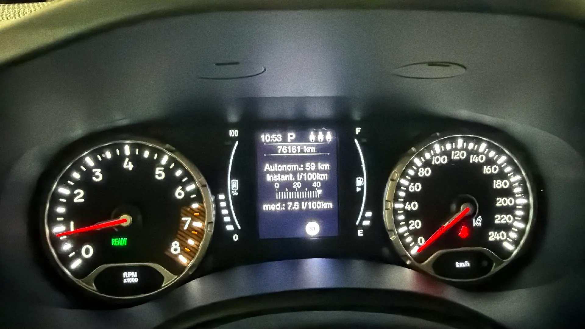 Jeep Renegade Limited eHybrid 1.5 ATX - foto 11