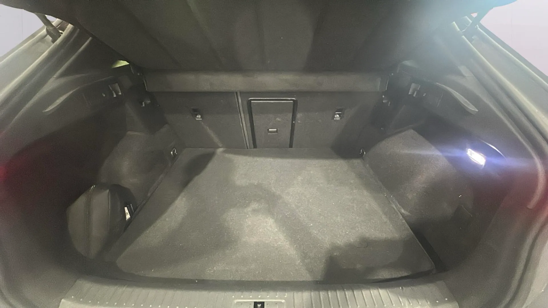 Cupra Formentor 1.4 e-Hybrid DSG - foto 15