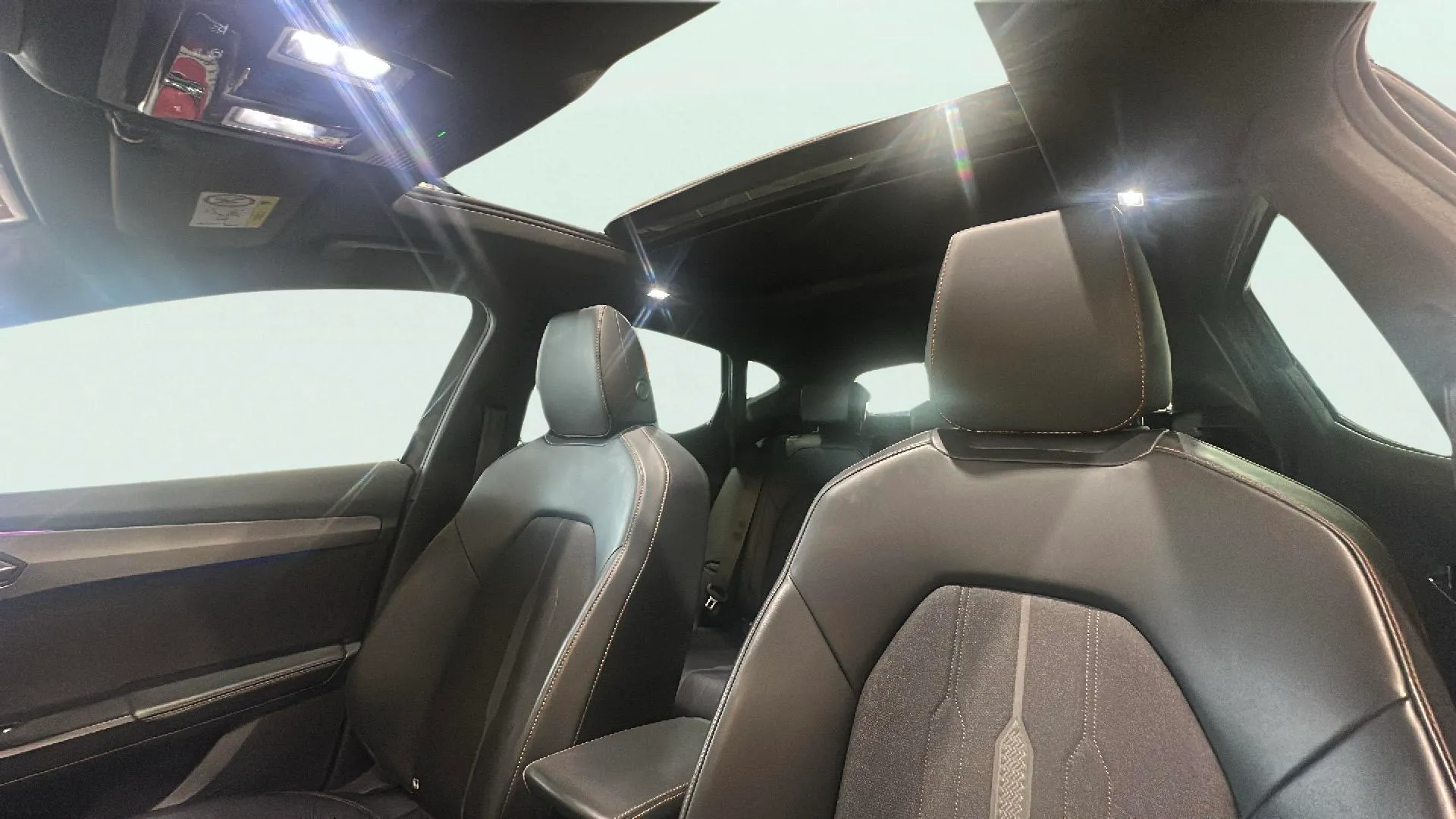 Cupra Formentor 1.4 e-Hybrid DSG - foto 21