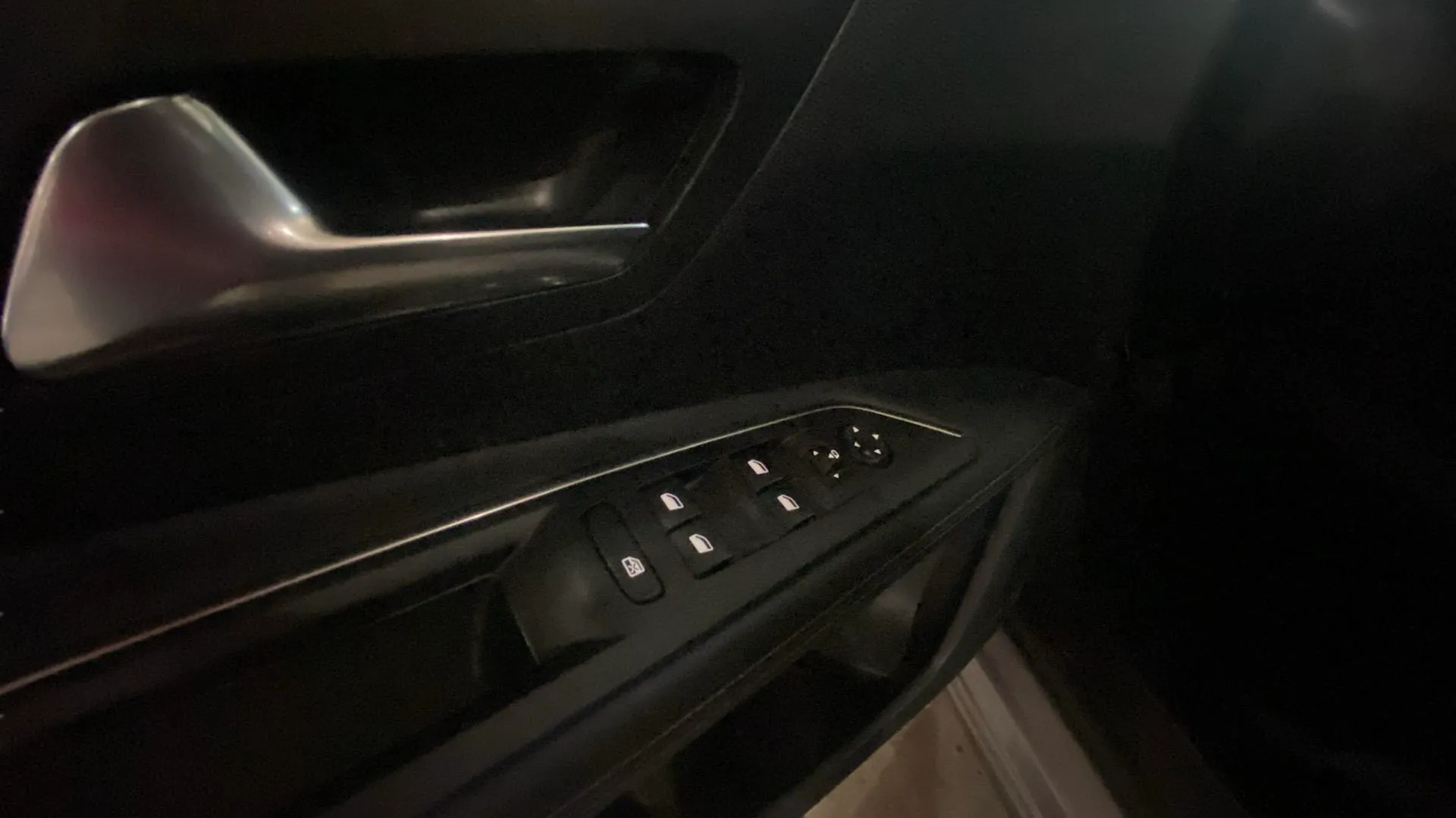 Peugeot 3008 1.5L BlueHDi Active - foto 16