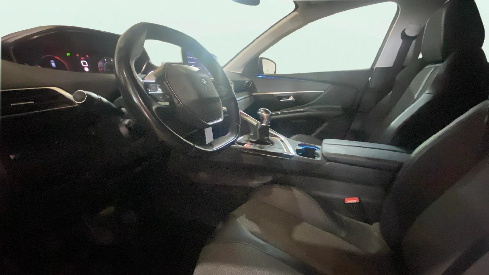 Peugeot 3008 1.5L BlueHDi Active - foto 14