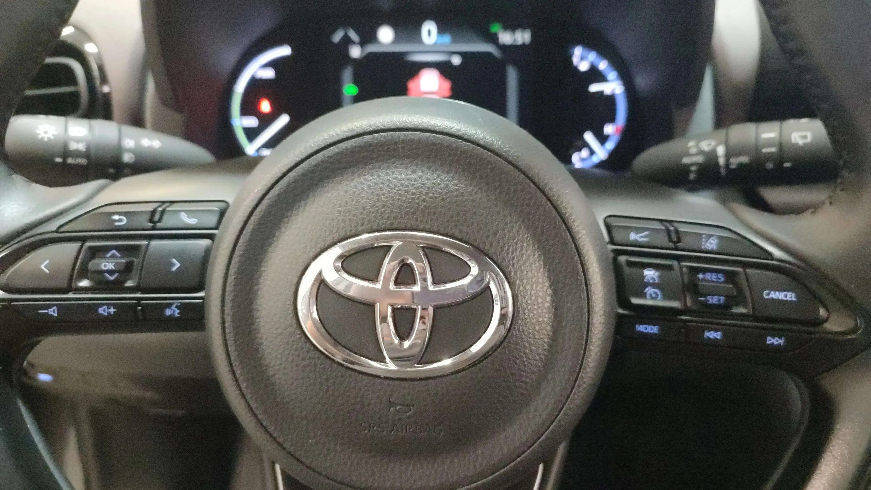 Toyota Yaris Cross 1.5 120H Active Plus - foto 17