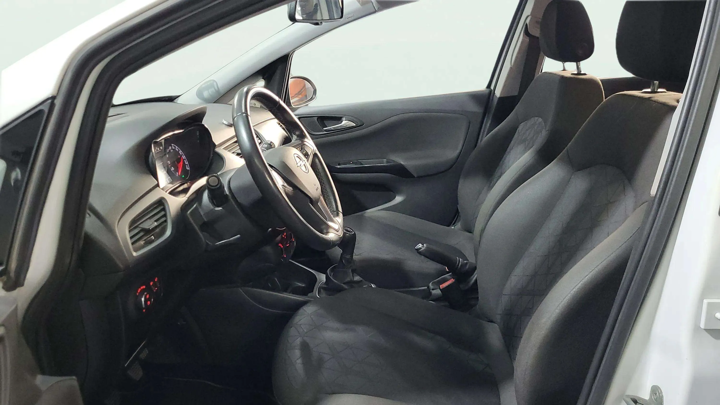Opel Corsa 1.4 120 Aniversario GLP - foto 7