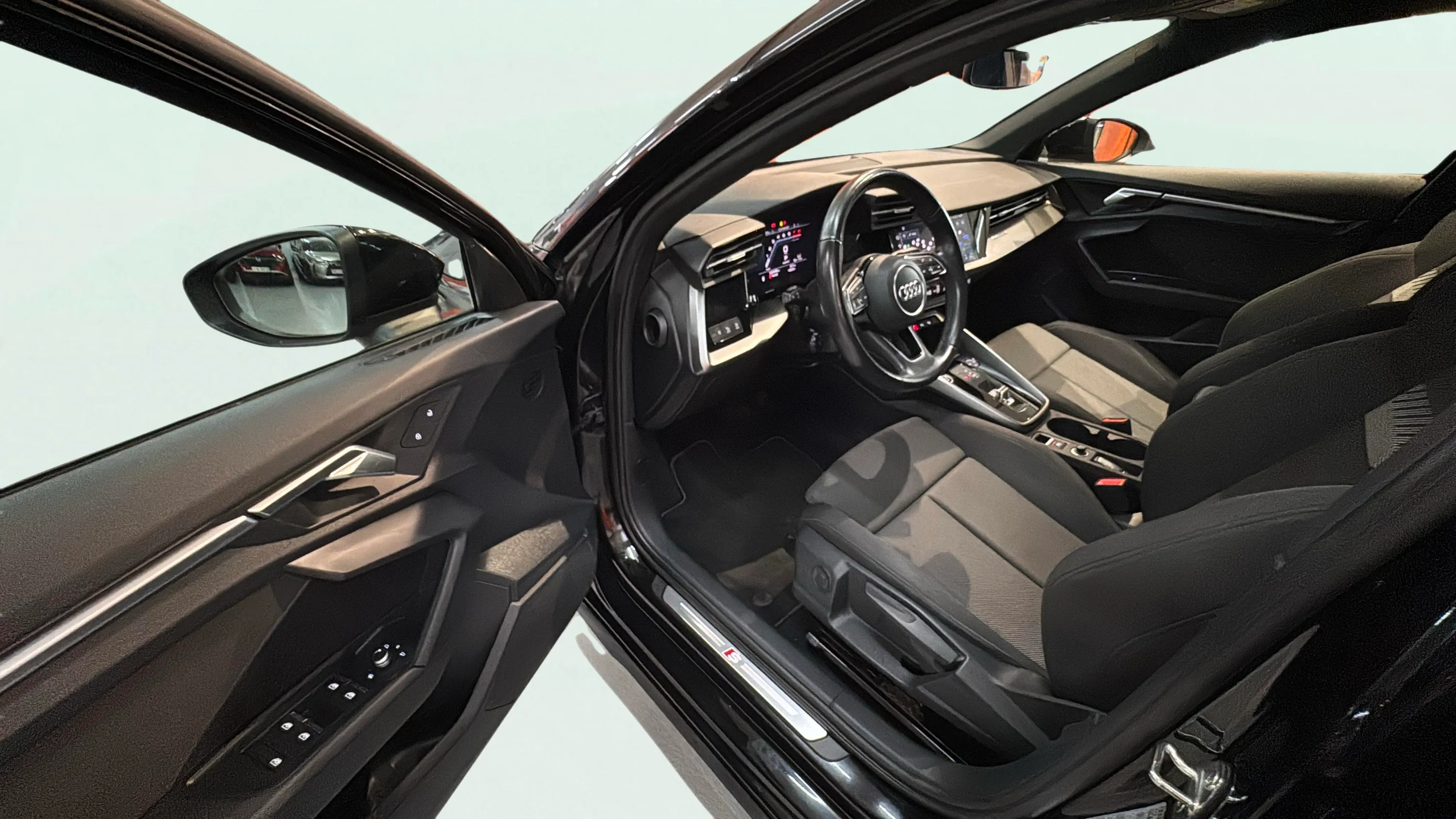 Audi A3 Sportback Black line 35 TFSI S tro - foto 18