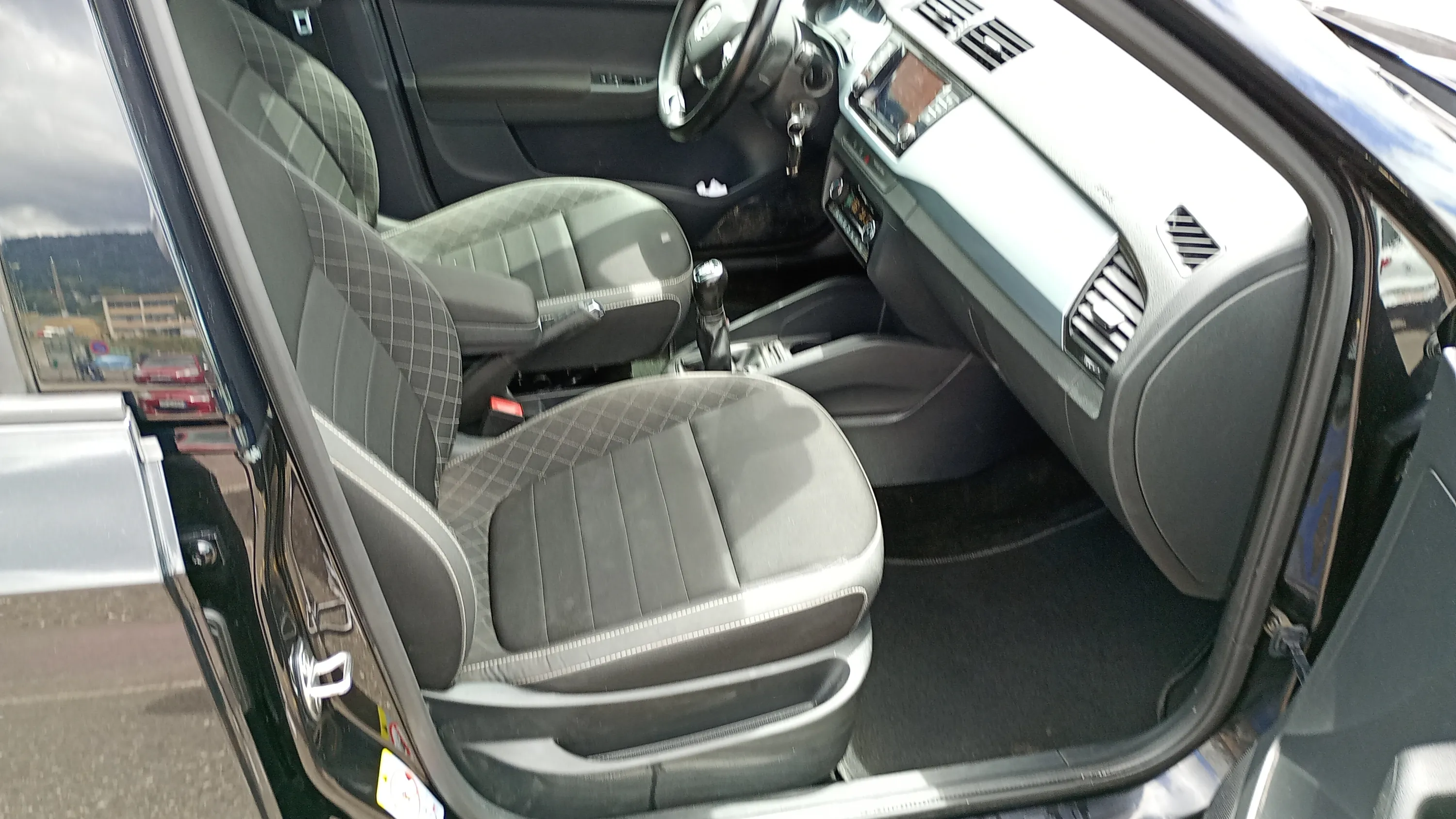Škoda Fabia 1.0 TSI Ambition - foto 14