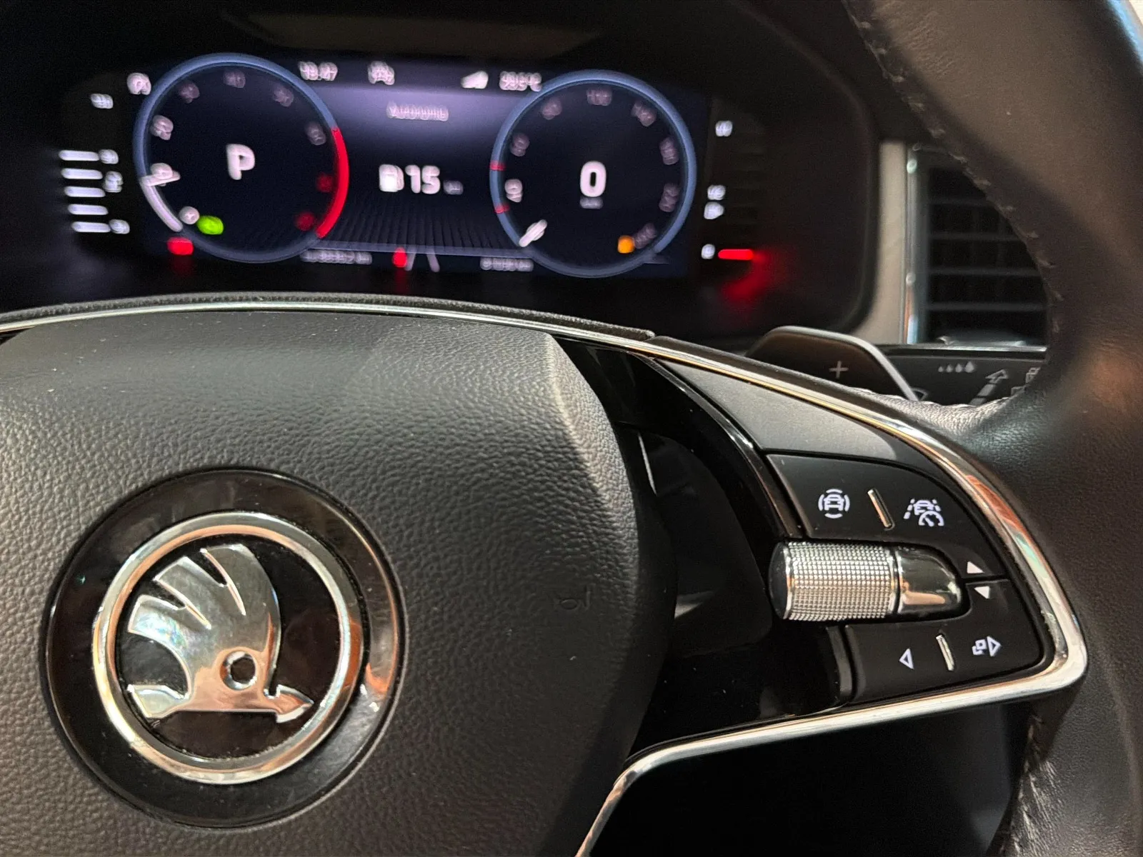 Škoda Kodiaq 1.5 TSI DSG 4x2 Ambition - foto 8