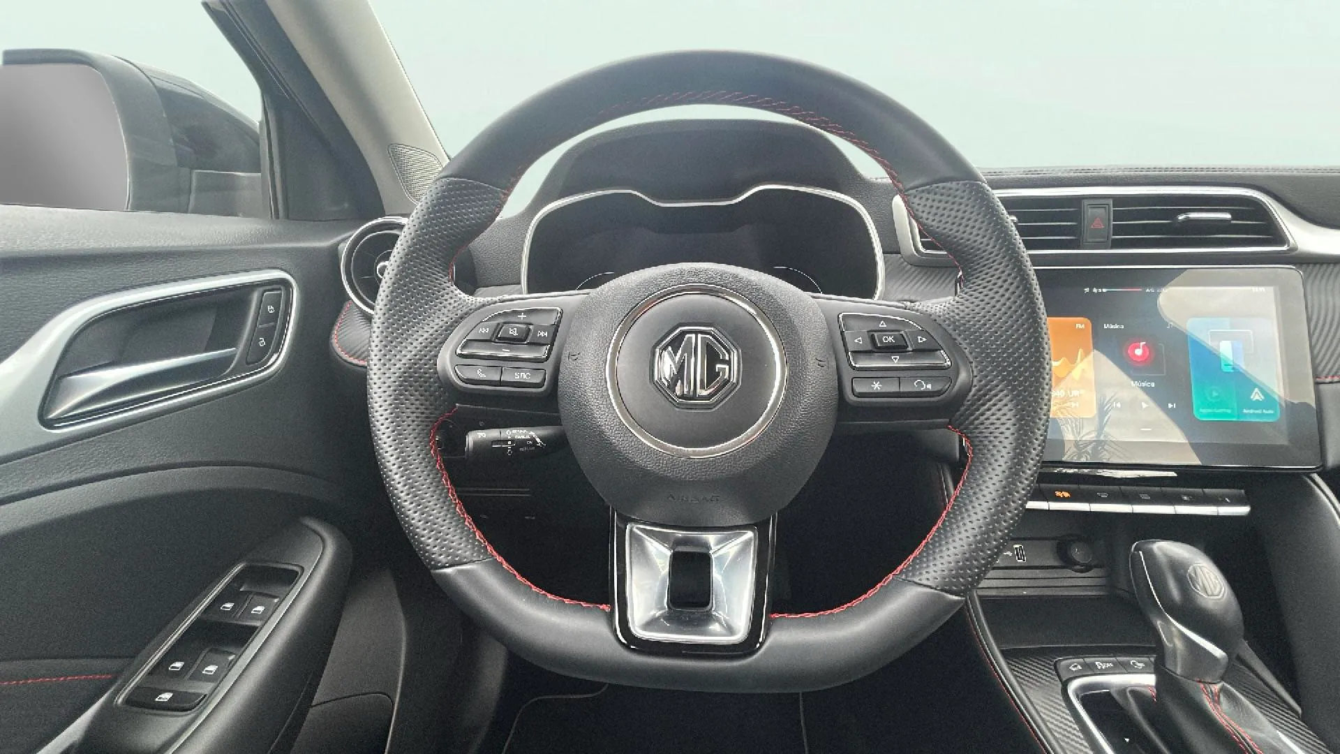 MG ZS 1.0T Luxury - foto 10