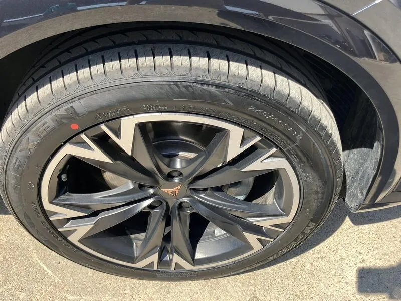 Cupra Formentor 1.5 TSI e-Hybrid 25 kWh - foto 27
