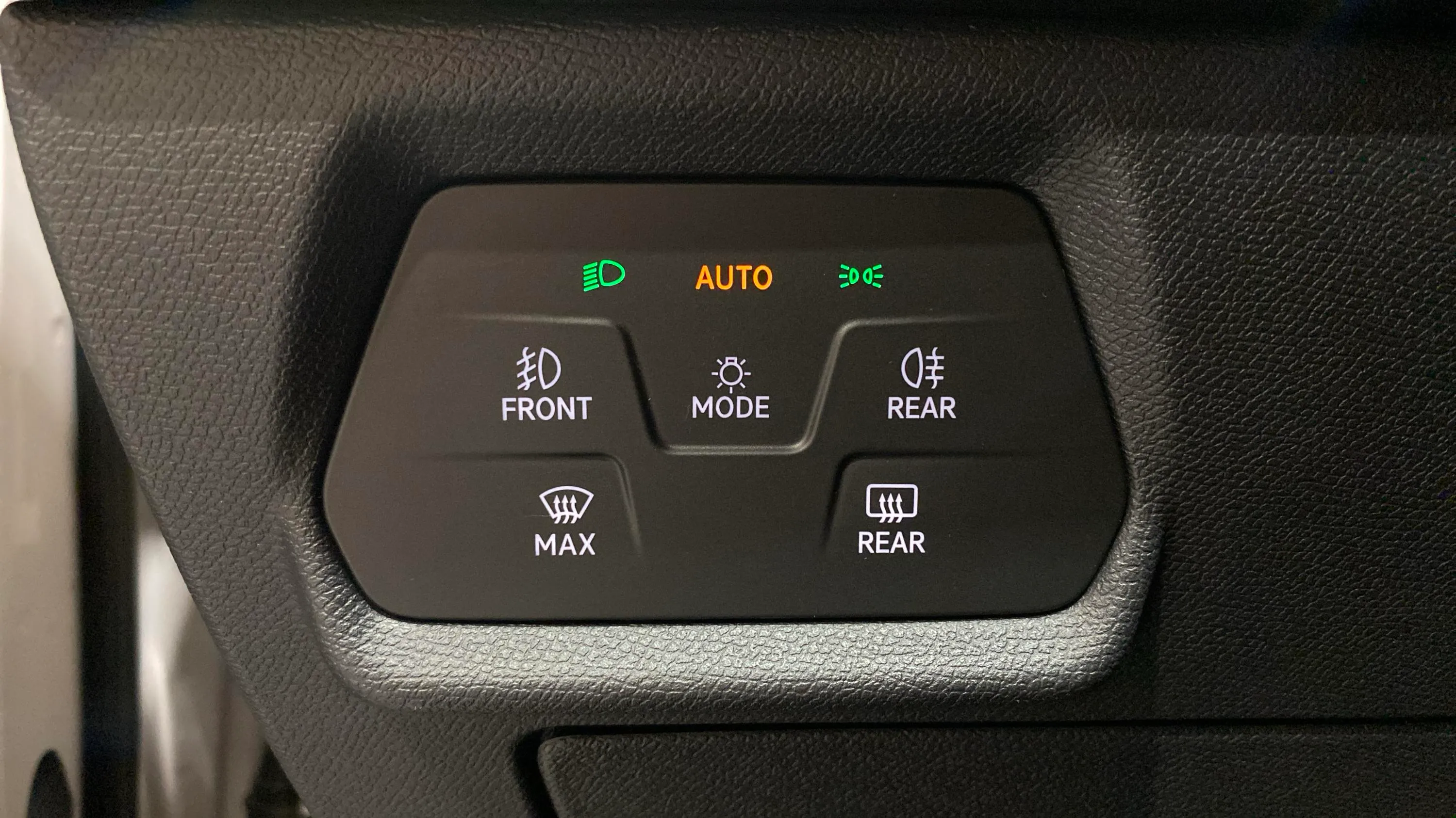 SEAT León 1.0 eTSI DSG-7 Style XM - foto 17