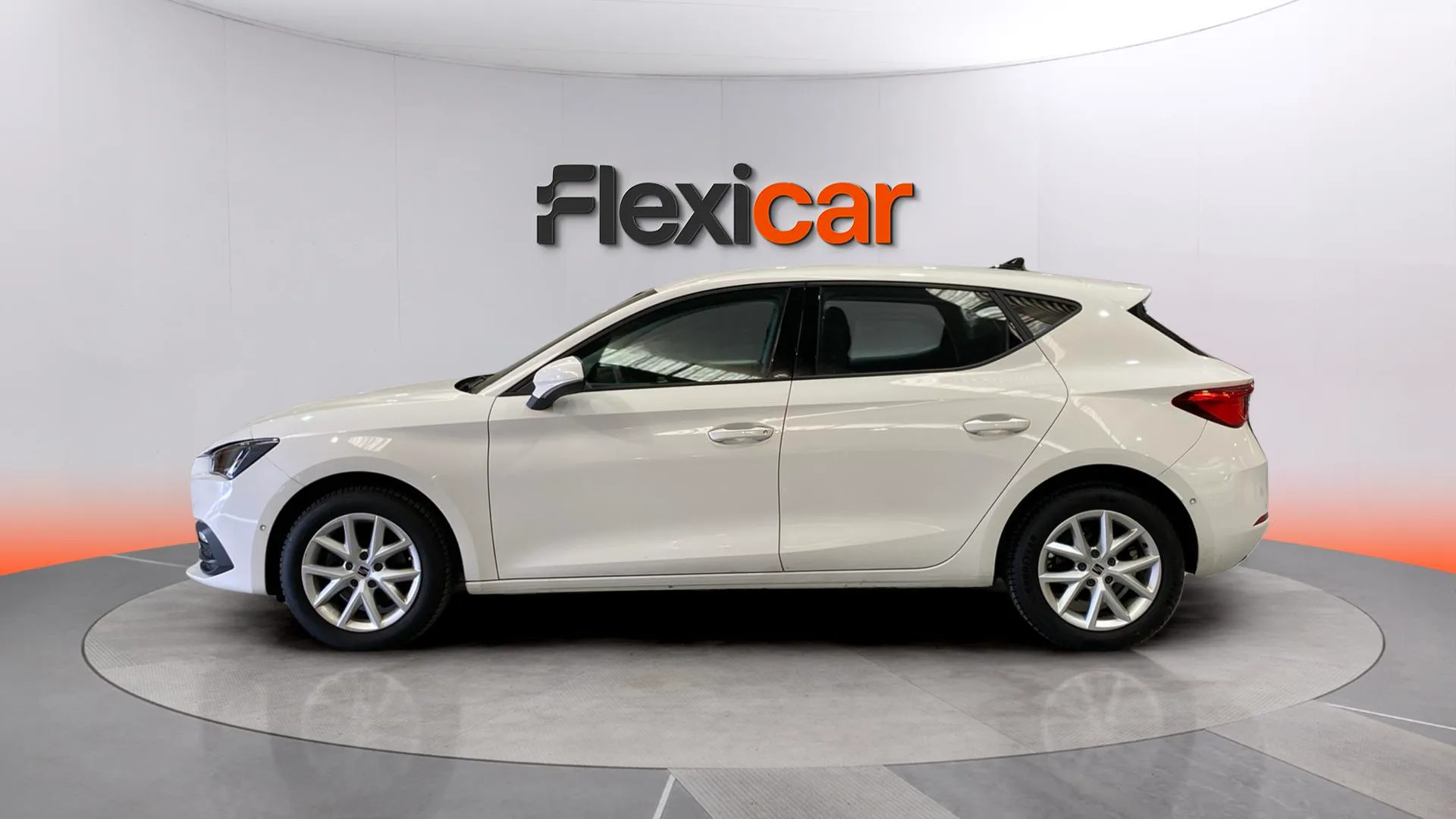 SEAT León 1.0 eTSI DSG-7 Style XM - foto 5