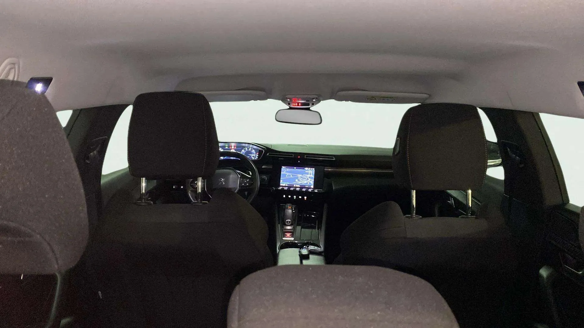 Peugeot 508 SW Active Pack PureTech 130 EAT8 - foto 26