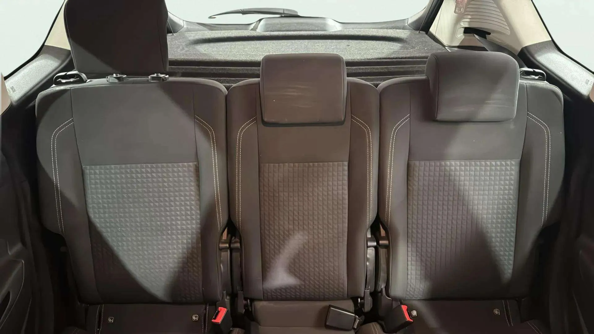 Ford C-Max 1.0 EcoBoost Trend+ - foto 20