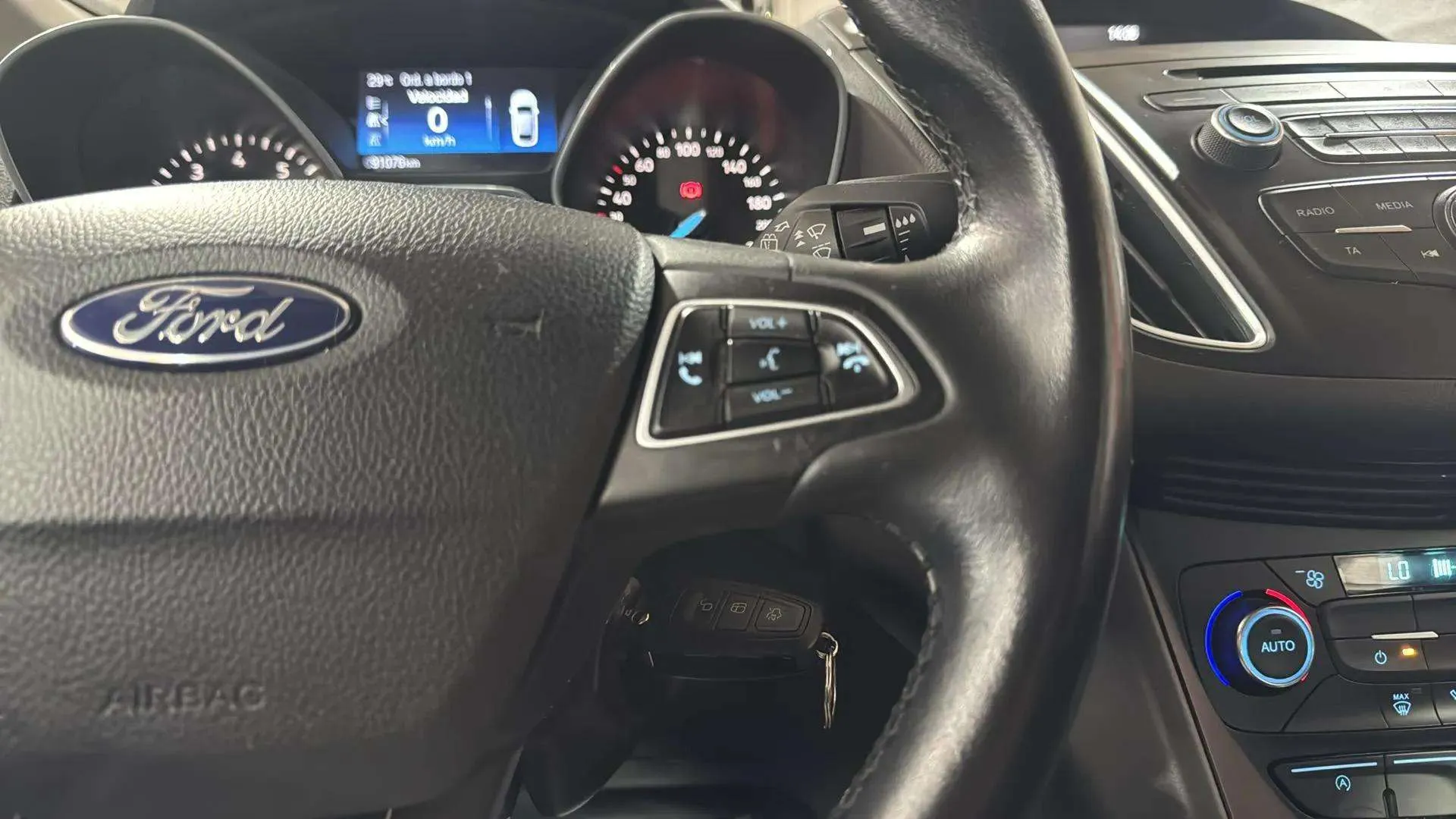 Ford C-Max 1.0 EcoBoost Trend+ - foto 14