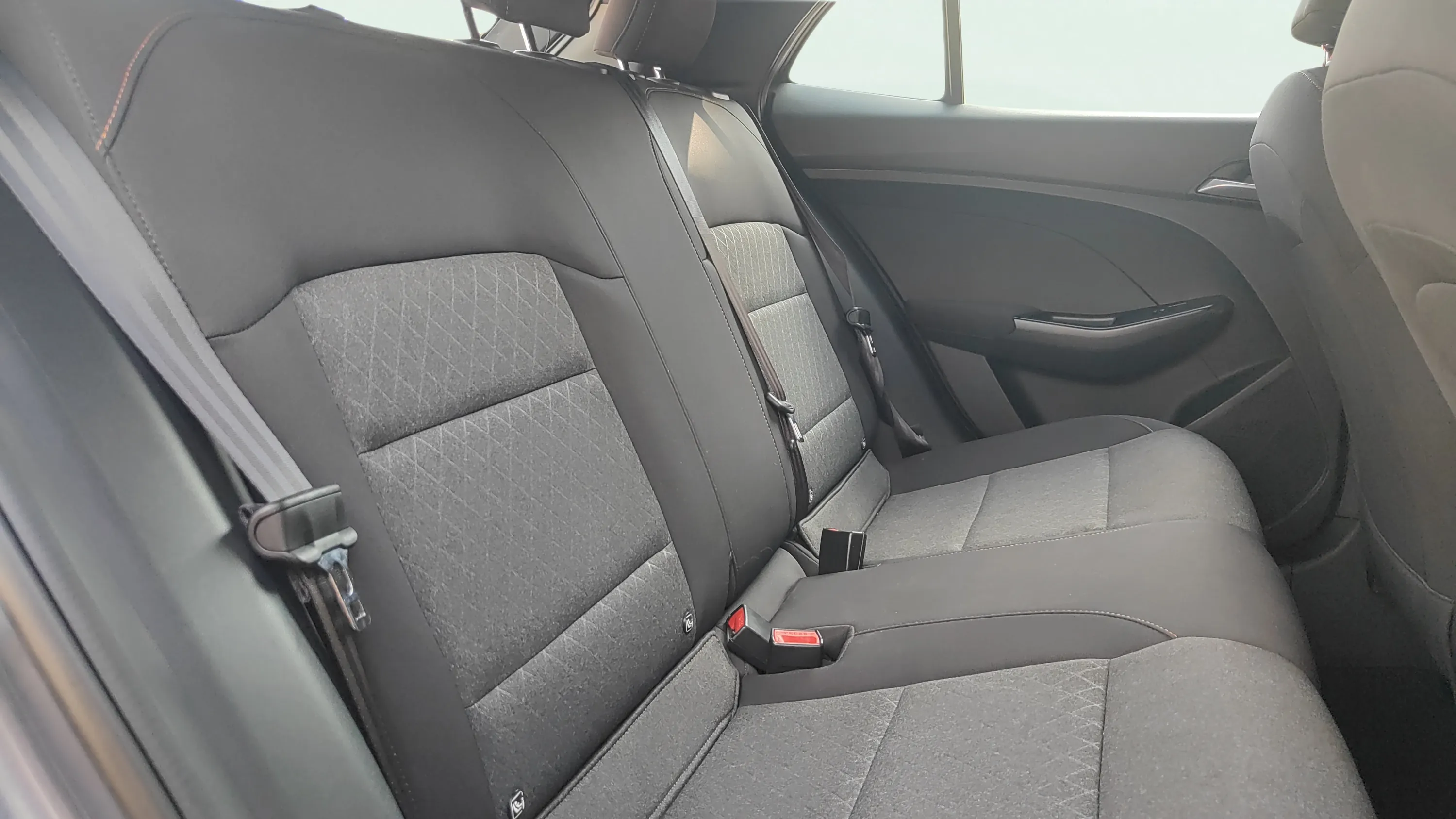 MG MG3 Hybrid+ Comfort - foto 24