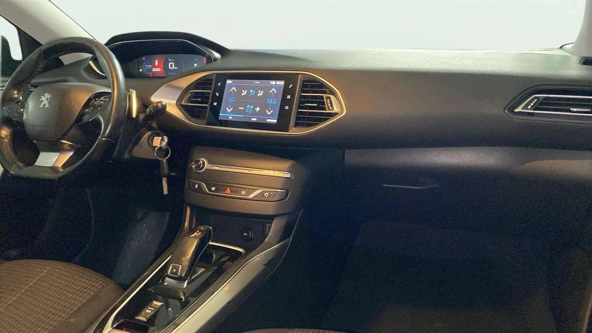 Peugeot 308 Active Pack BlueHDi 130 EAT8 - foto 20