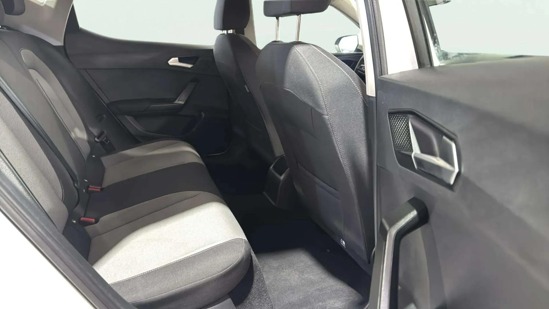 SEAT León 1.0 eTSI DSG-7 Style XL - foto 21