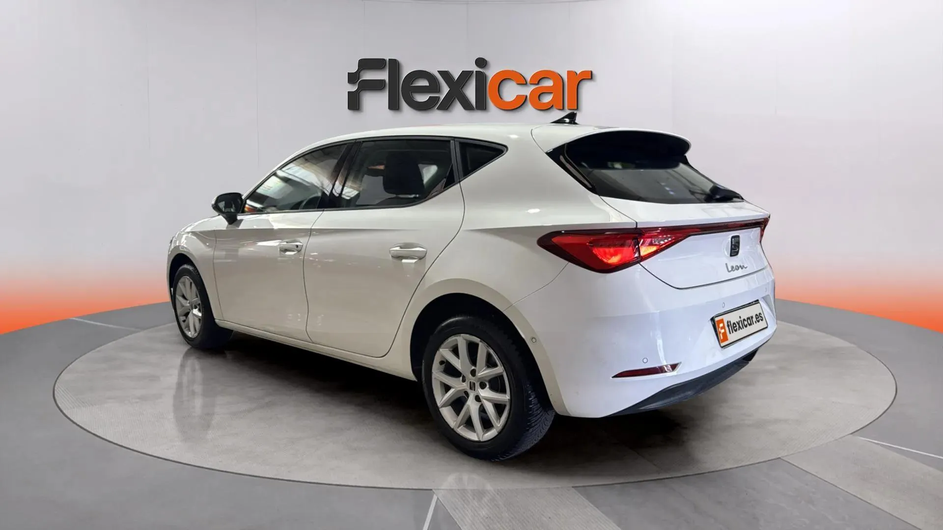 SEAT León 1.0 eTSI DSG-7 Style XL - foto 5