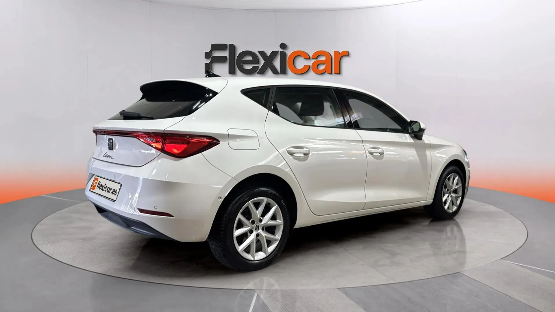 SEAT León 1.0 eTSI DSG-7 Style XL - foto 7