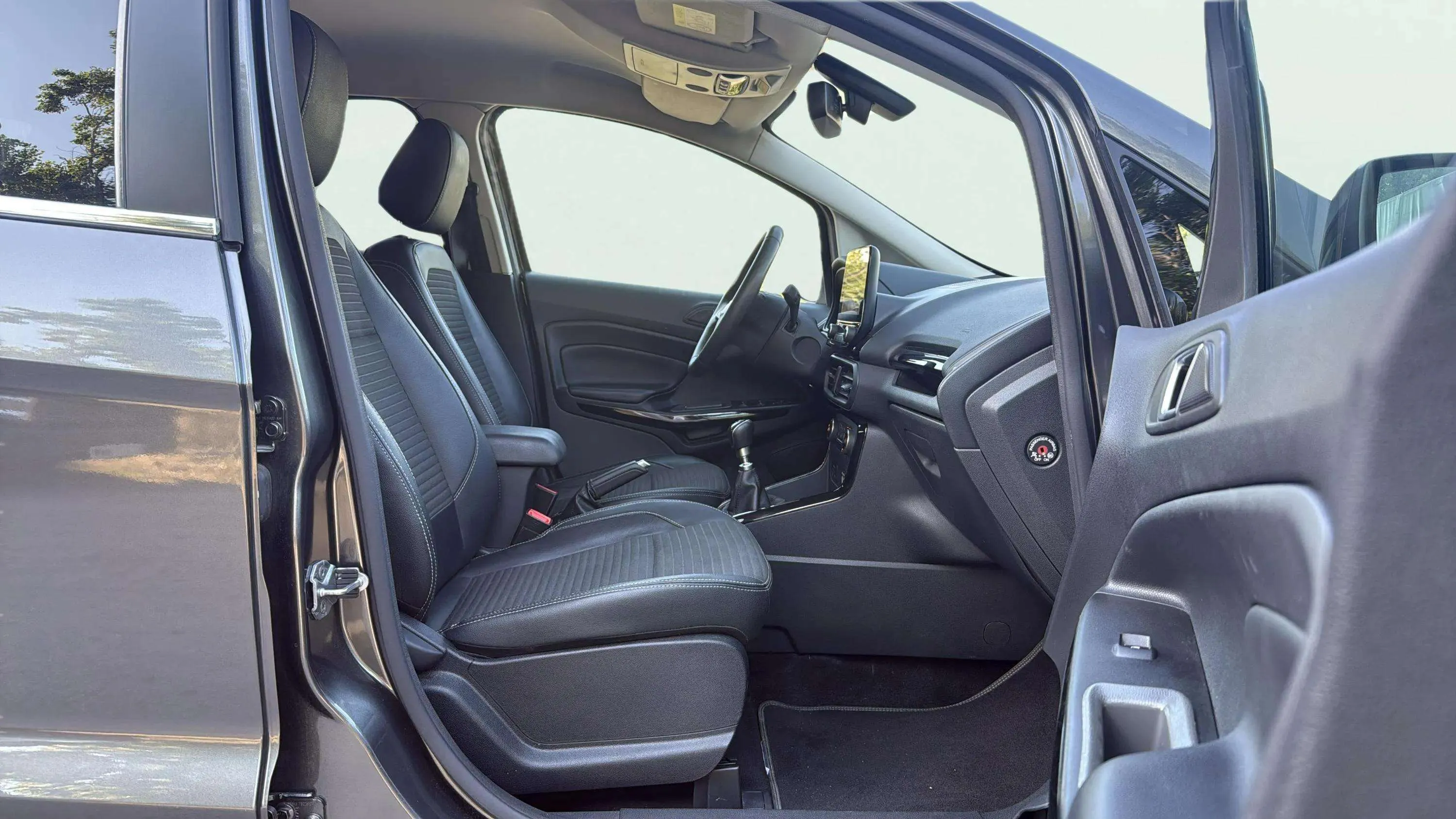Ford EcoSport 1.0L EcoBoost Titanium - foto 11