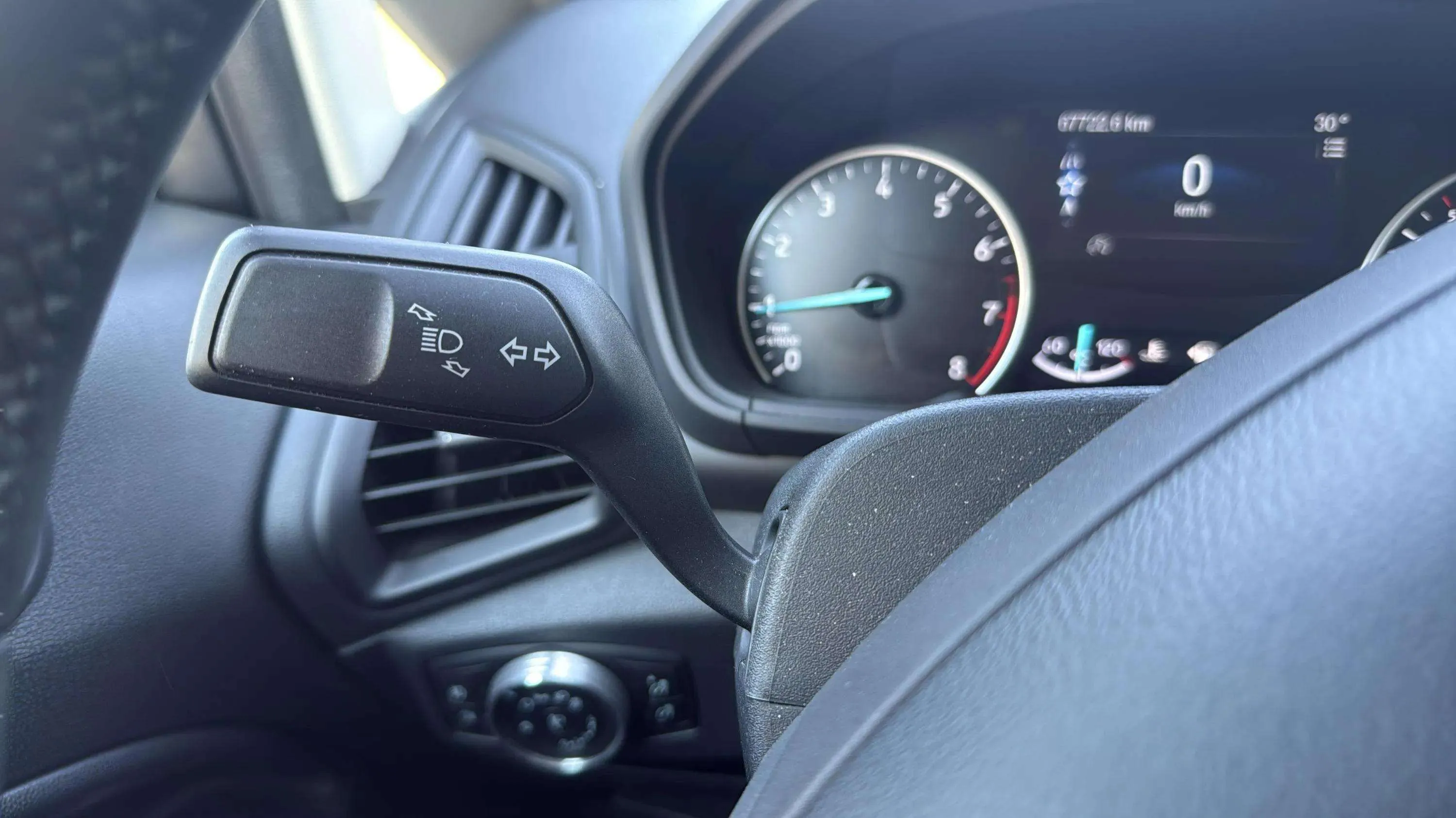 Ford EcoSport 1.0L EcoBoost Titanium - foto 19