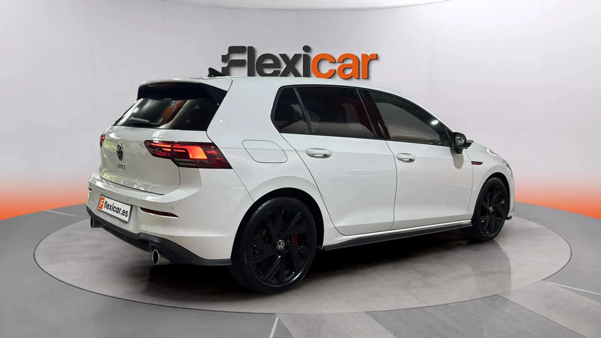 Volkswagen Golf GTI 2.0 TSI DSG - foto 7