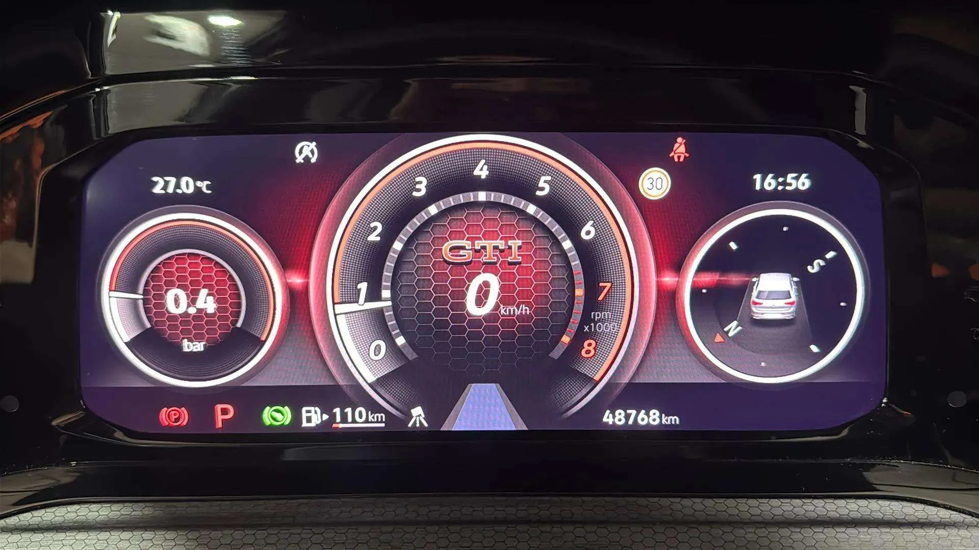 Volkswagen Golf GTI 2.0 TSI DSG - foto 9