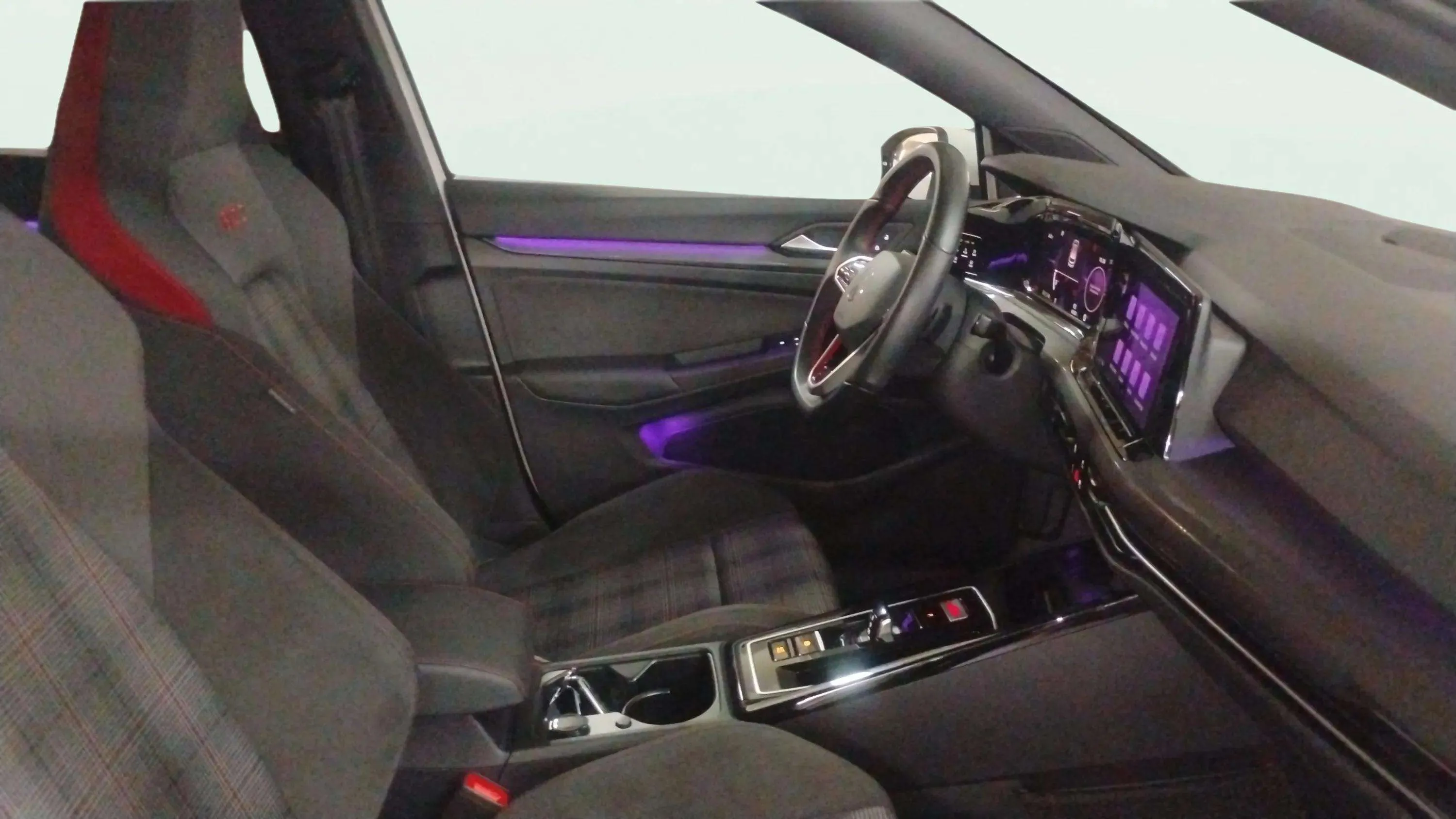 Volkswagen Golf GTI Performance 2.0 TSI DSG - foto 9