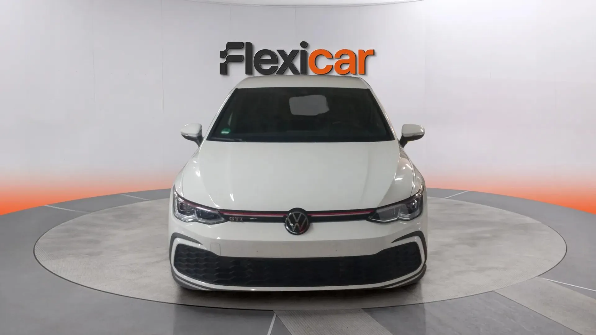 Volkswagen Golf GTI Performance 2.0 TSI DSG - foto 2