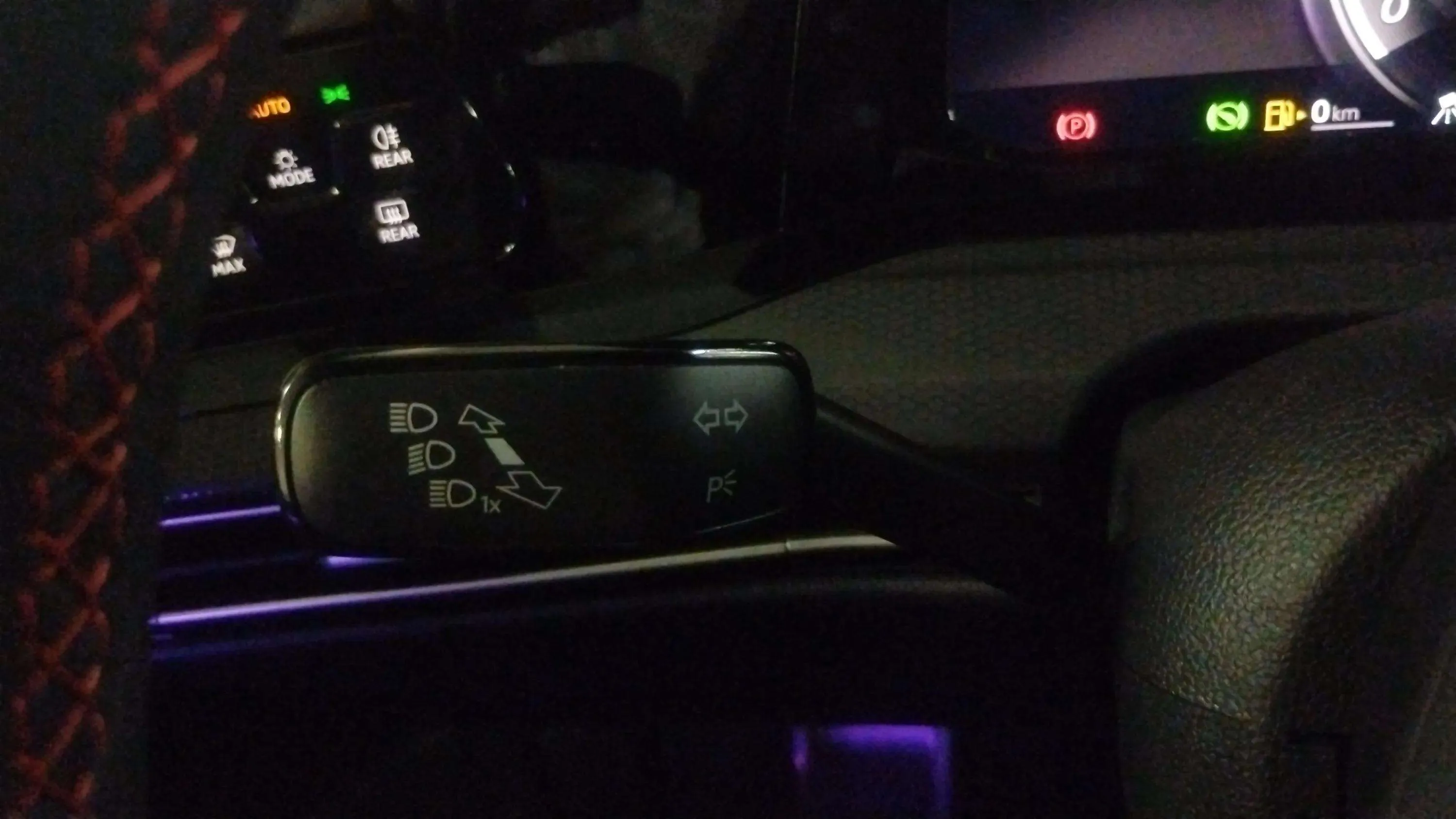 Volkswagen Golf GTI Performance 2.0 TSI DSG - foto 22