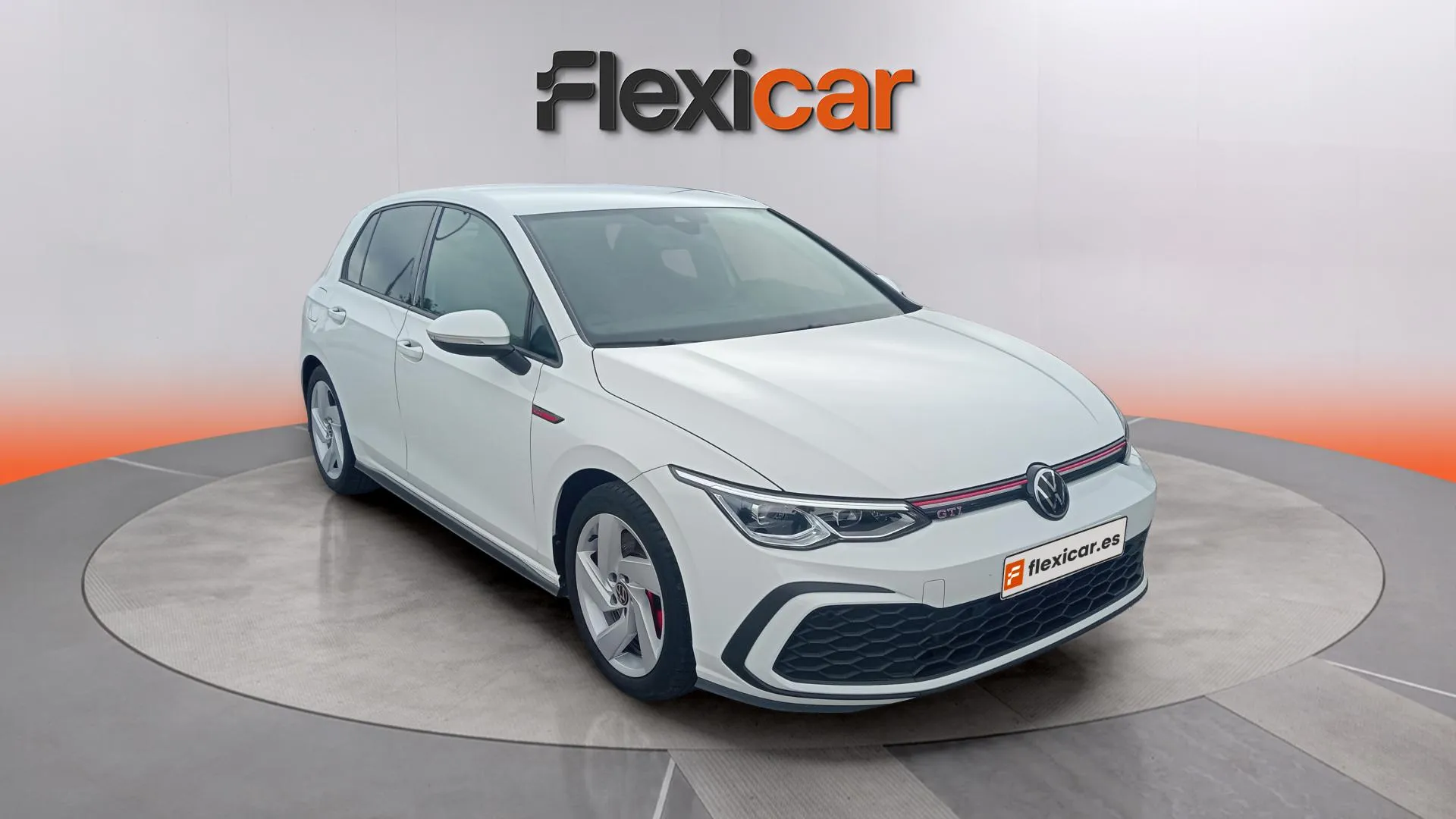 Volkswagen Golf GTI Performance 2.0 TSI DSG - foto 2