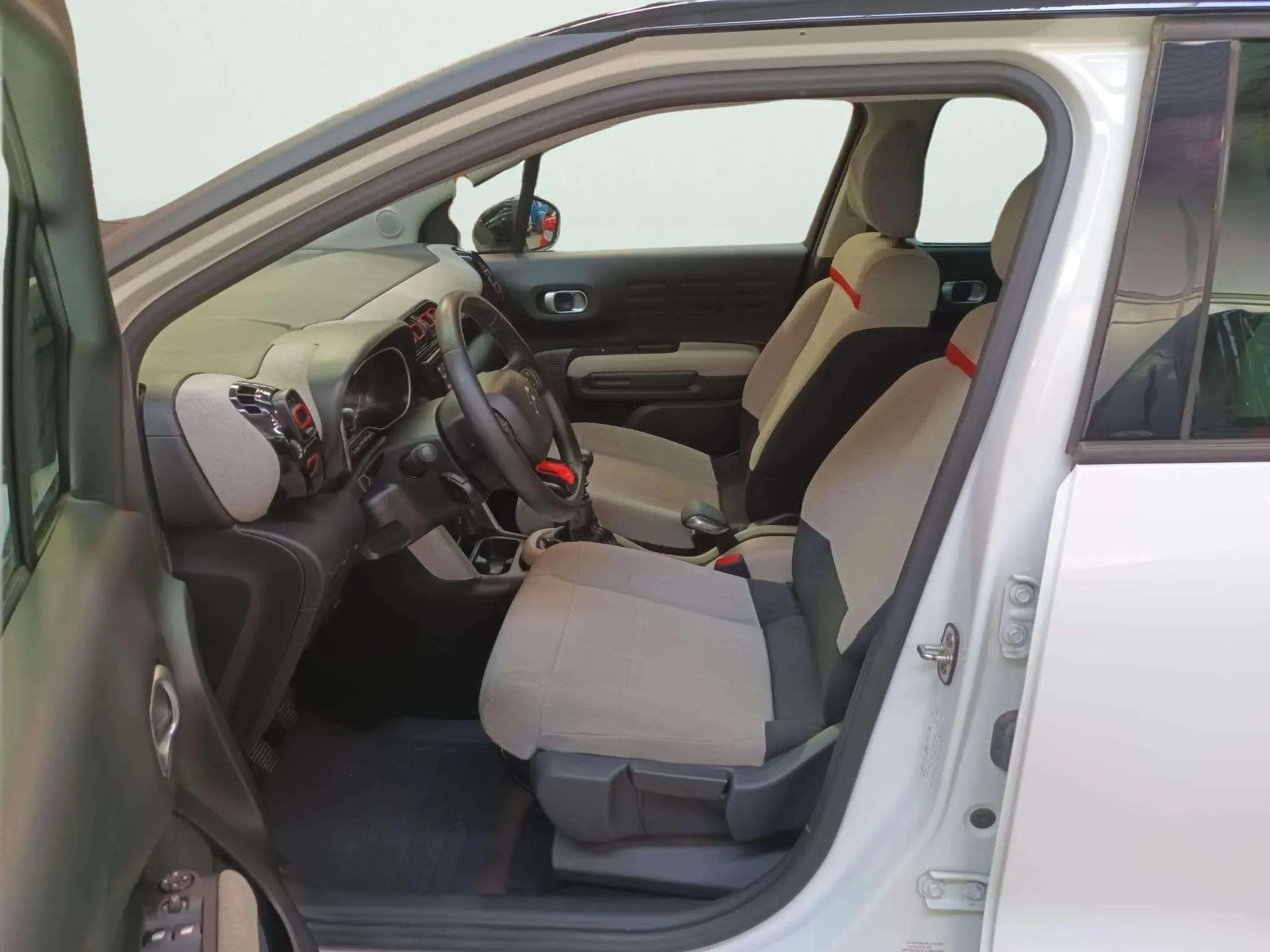 Citroën C3 Aircross BlueHDi Shine - foto 13