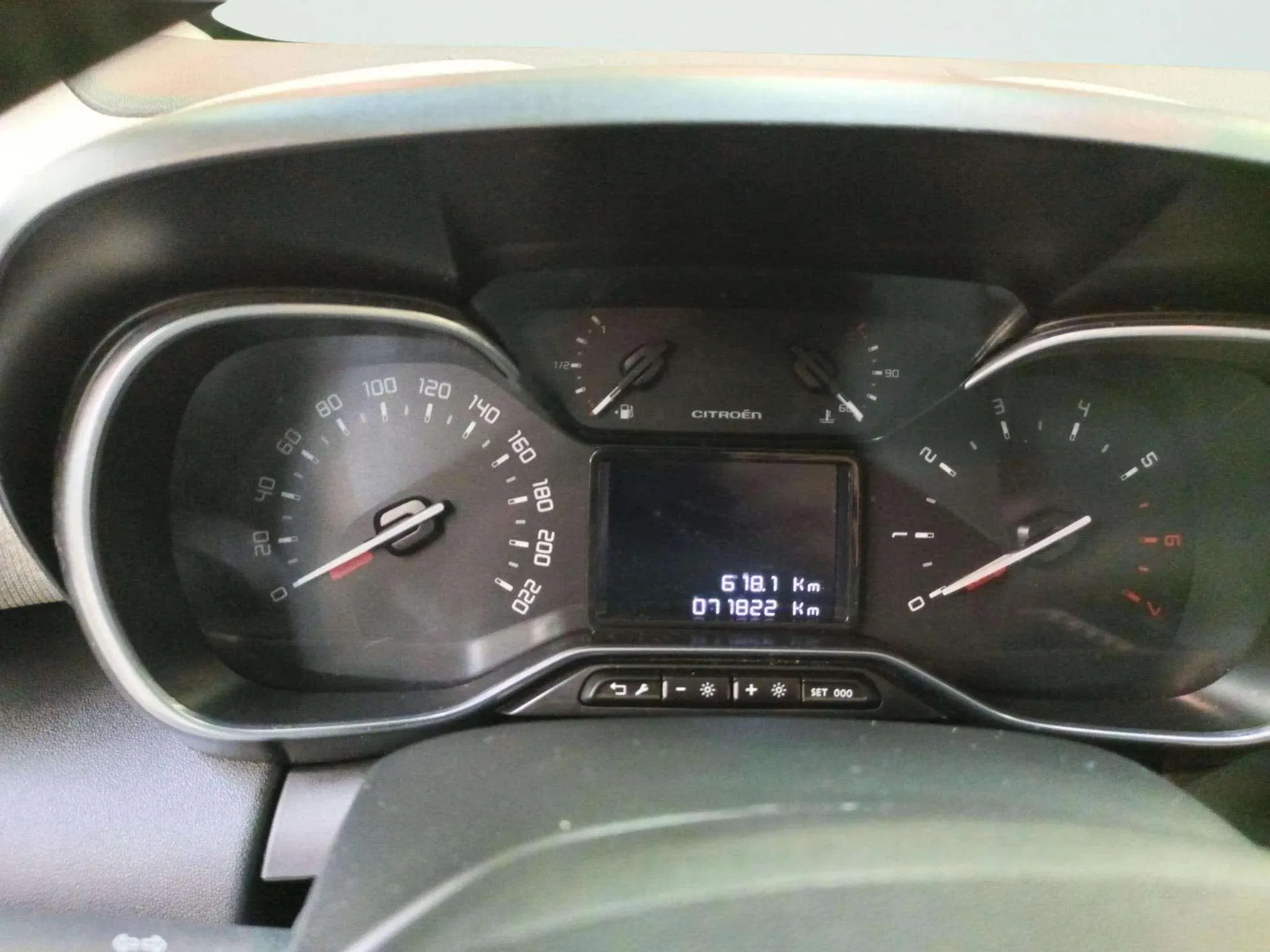 Citroën C3 Aircross BlueHDi Shine - foto 16
