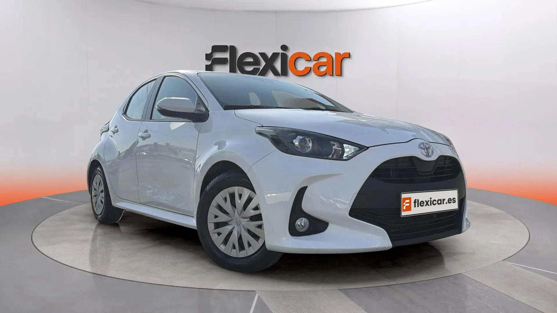 Toyota Yaris 1.0 70 Active - foto 1