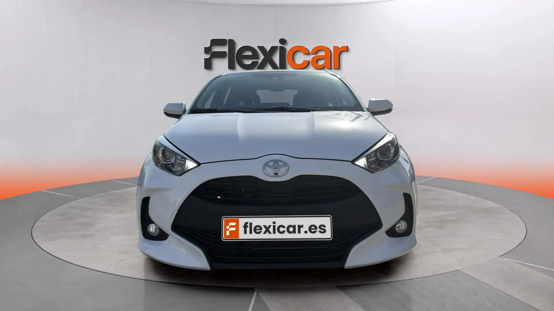 Toyota Yaris 1.0 70 Active - foto 2