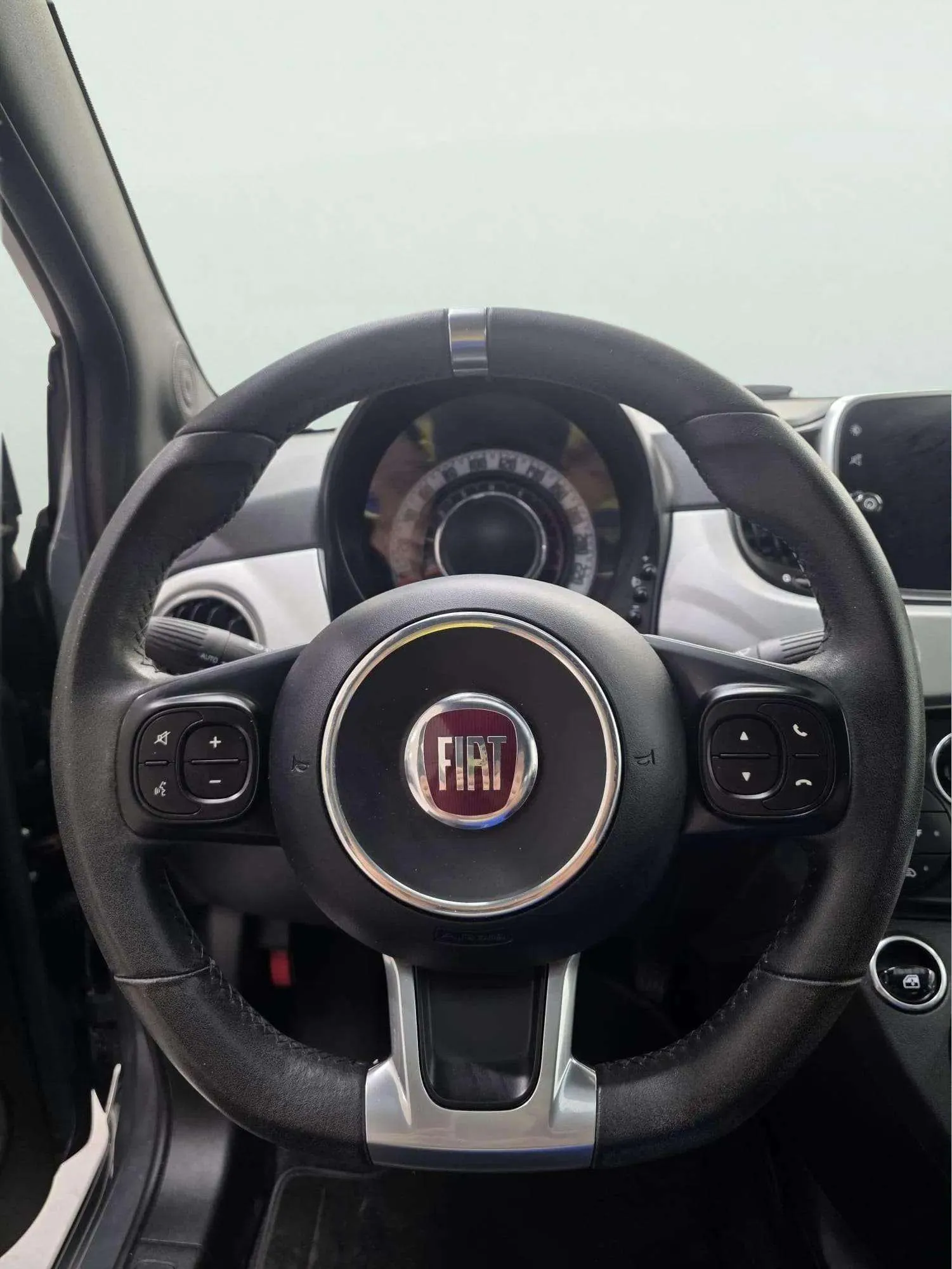 Fiat 500 Connect 1.0 Hybrid - foto 9