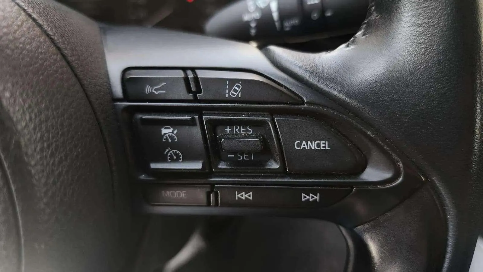 Toyota Yaris 1.5 125 S-Edition - foto 12