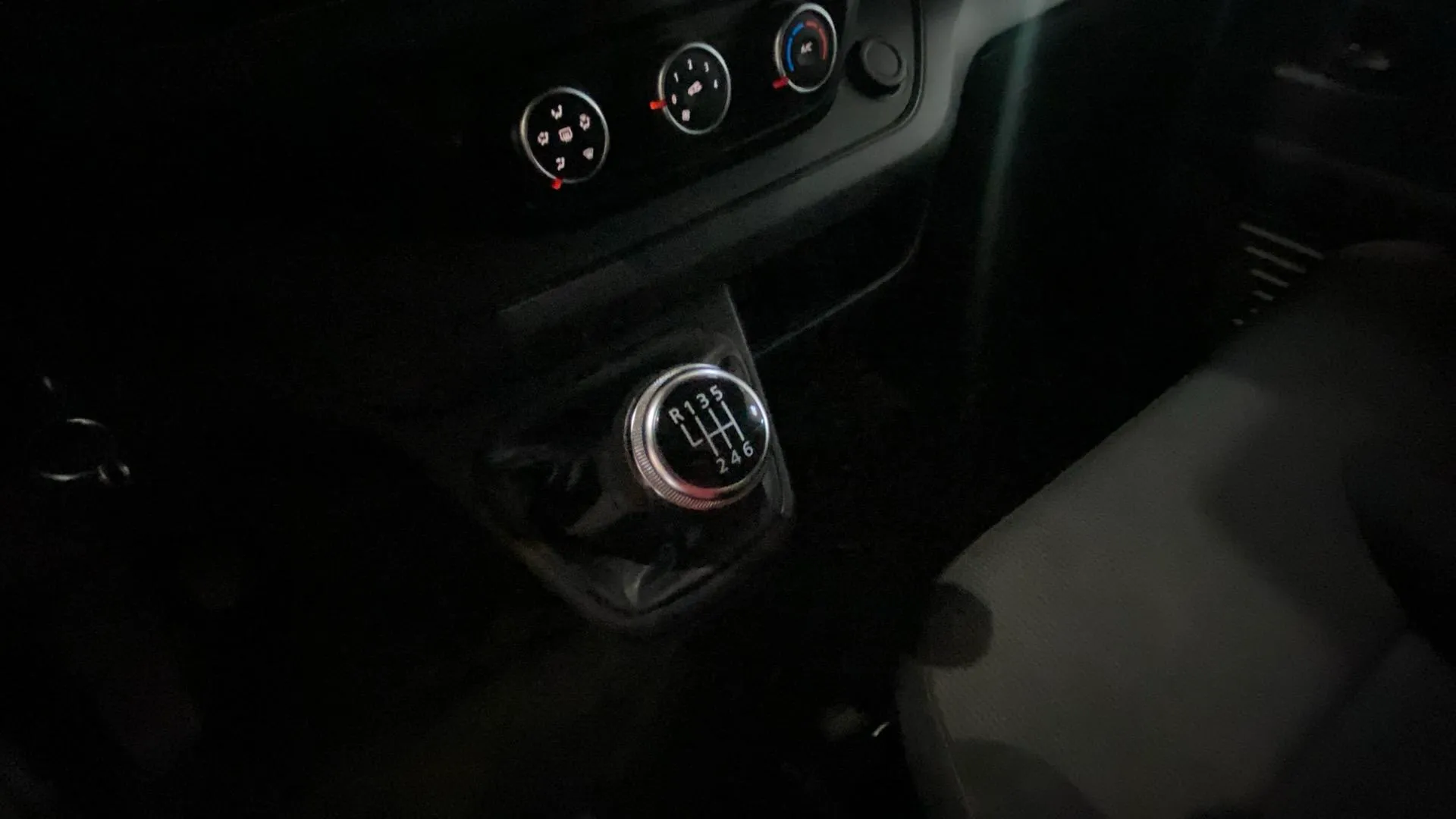 Renault Trafic Authentic Energy Blue dCi - foto 11