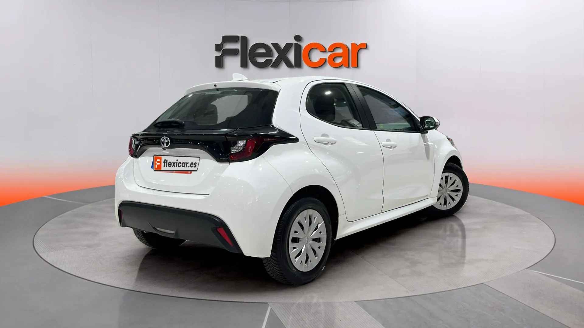 Toyota Yaris 1.0 70 Active - foto 8