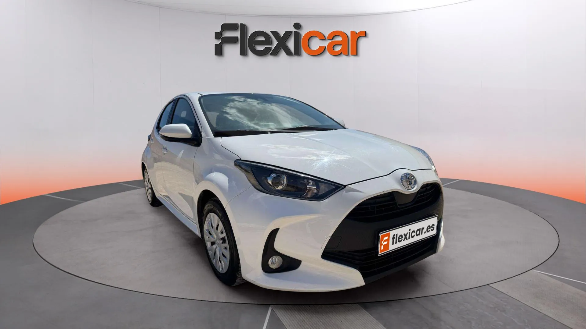 Toyota Yaris 1.0 70 Active - foto 1
