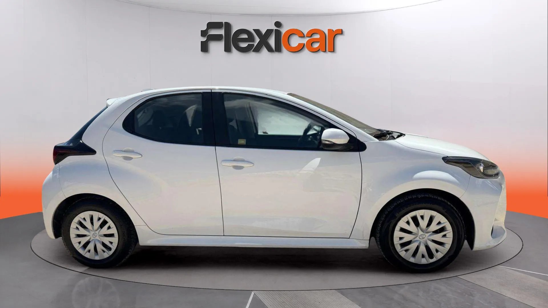 Toyota Yaris 1.0 70 Active - foto 8