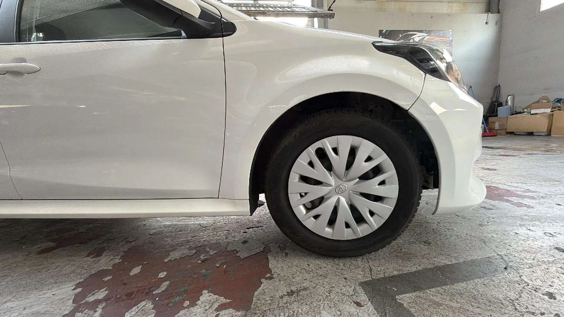Toyota Yaris 1.0 70 Active - foto 14