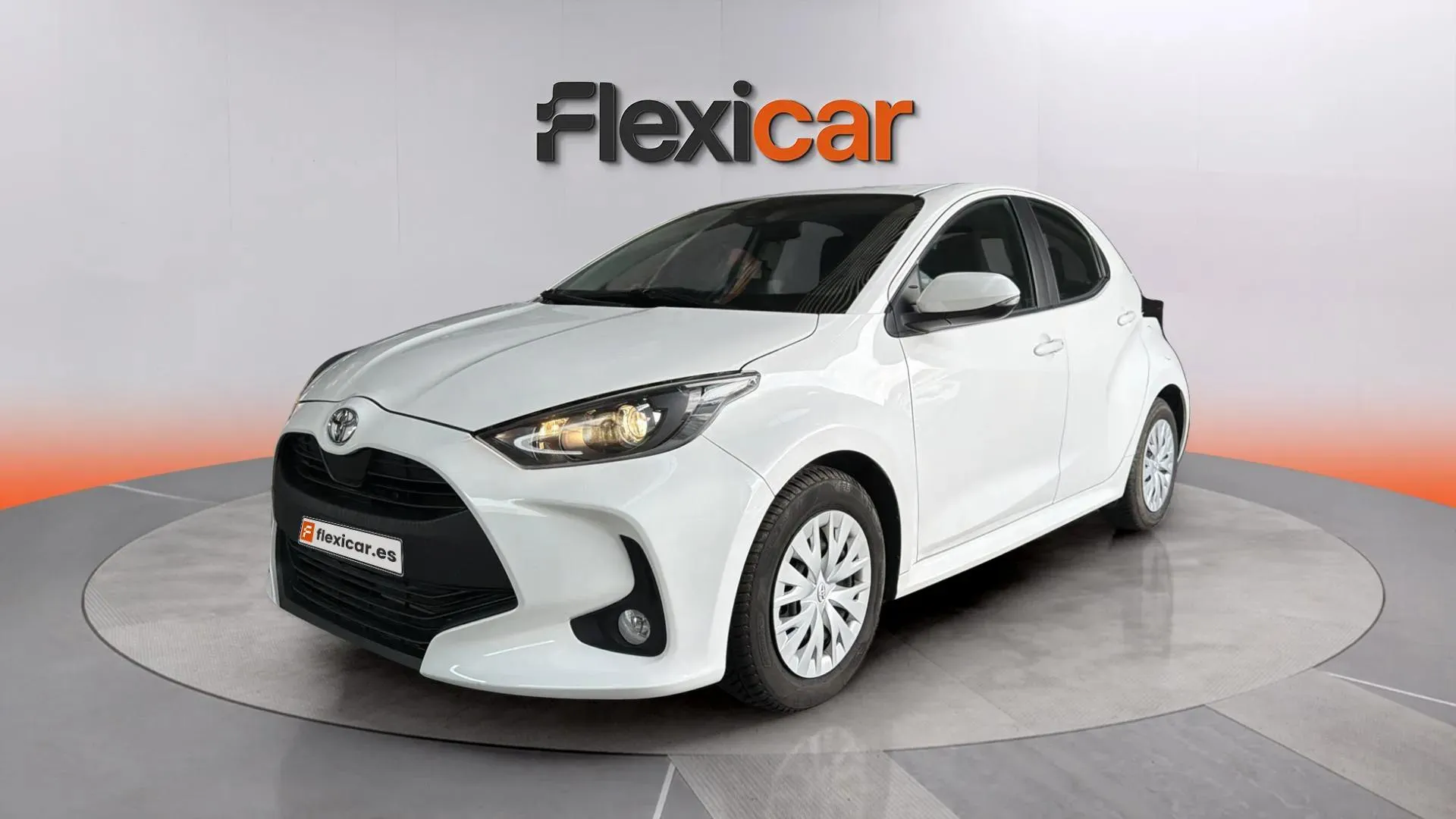 Toyota Yaris 1.0 70 Active - foto 2