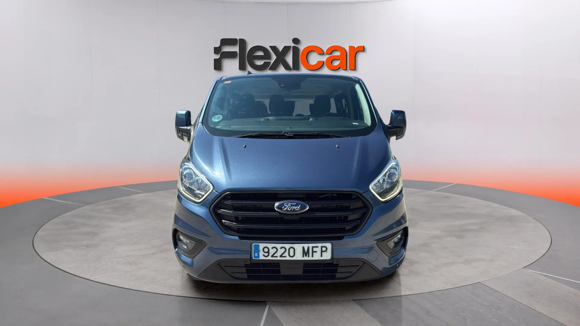 Ford Transit Custom Kombi FT 320 L2 Trend 2.0 EcoBlue - foto 2
