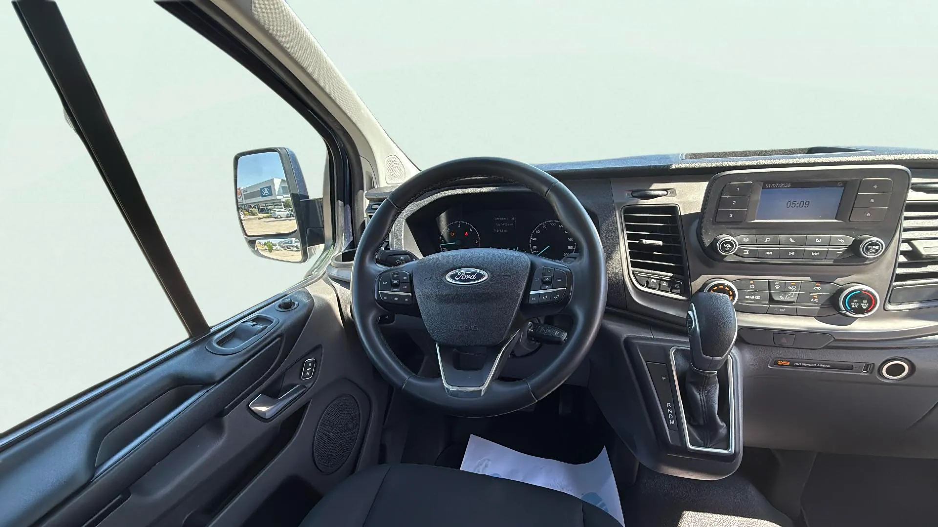 Ford Transit Custom Kombi FT 320 L2 Trend 2.0 EcoBlue - foto 12